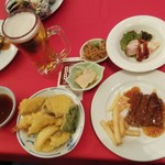 福山ニューキャッスルホテル ビアホール - 天ぷら、ステーキ、小鉢、ビールなど(2019.08.17)