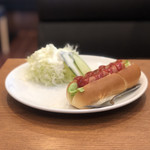 カフェ ヨシノ - Ａモーニング(ホットドッグ、サラダ)