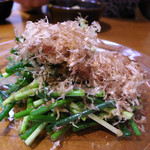 浅草 魚料理 遠州屋 - ジャコねぎサラダ