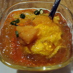 オー・ペシェ・グルマン - 人参のムース、ウニ・コンソメジュレ添え700円