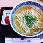 釜たけうどん - 2012年1月22日、11時訪問　釜揚げのかけ530円　高い！(>_<)