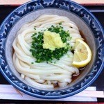 釜たけうどん - 2012年1月22日、11時訪問　基本のぶっかけうどん550円(^_^)v