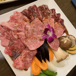 Sumibiyakiniku Mangetsu - 