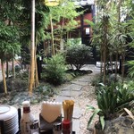 海山亭いっちょう - 中庭