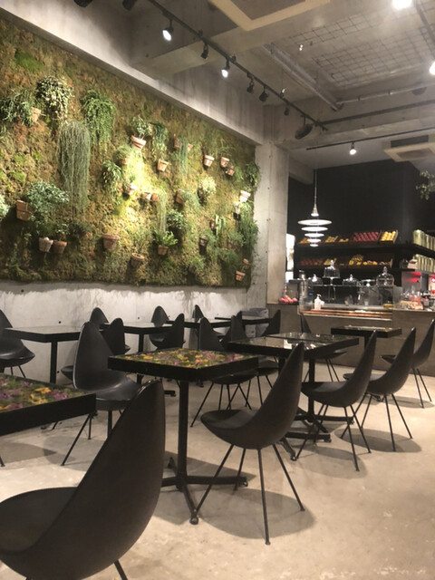 表参道デートにおすすめのカフェ13選 駅周辺の人気店 食べログまとめ 表参道デートにおすすめのカフェ13選 駅周辺の人気店 食べログまとめ