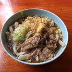 うどん屋 源さん - 冷やし肉たぬきうどん