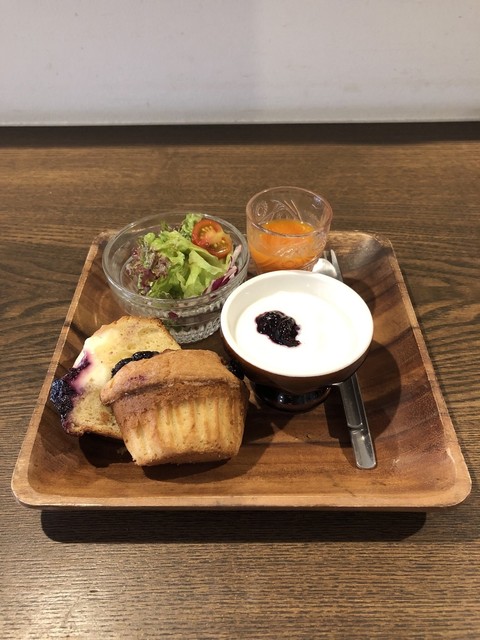 Cafeふたこぶらくだ 運動公園前 カフェ 食べログ Cafeふたこぶらくだ 運動公園前 カフェ 食べログ