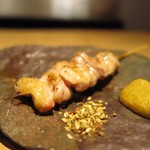 吾一 - 中がピンク！抜群の火入れのせせり(〃´o｀)=3