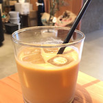 Passage Coffee Roastery - ラテ アイス（490円）