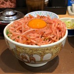 すき家 - 新作の桜海老ネギ玉牛丼 