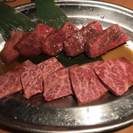 炭火焼肉 北勢 - 