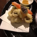 魅惑の酒屋 mikami - 鱧と夏野菜の天ぷら