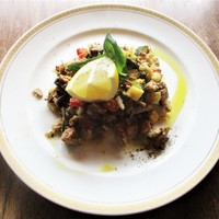イノーヴェ - ランチ：MENU A2 PLATS 1,500円（税込）。 前菜：マスカルポーネと夏野菜のタルティーヌ。　　　　　　2019.08.17
