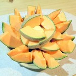 焼肉 はせ川 - 丸ごとメロンとシャーベット