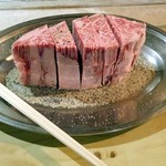 焼肉 はせ川 - 柔らかひれ肉焼き
