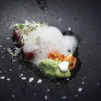 La Brianza - かつおのカルパッチョにゆずの泡、セミドライトマトとアボカドソース