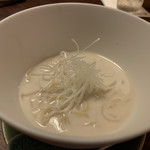 イチリン ハナレ - 酸辣油麺