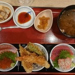 Tsukiji Shokudou Genchan - 魚河岸玉手箱 1274円