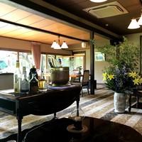 鎌倉山 本店 - 室内。