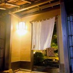 イチリン ハナレ - 入口　のれん