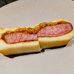 イチリン ハナレ - 黒酢のカツサンド