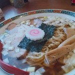 荘内麺場 九九七 - あっさり　ちぢれ麺　魚介中華そば　700円