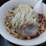 ハンサム侍 - 醤油ラーメン小、野菜少なめ 700円