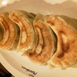 悟空 - 焼餃子。ぱりぱり。