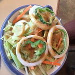 辛口カレーの嵯峨 - サラダ230円(オリジナルドレッシング)