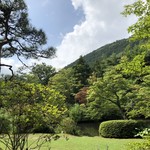 Shikisai Ichiriki - お宿の中庭から見える景色
