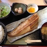 Sakanaryouri Motsunabe Yamasaki - ホッケと刺身の定食