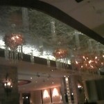 リストランテ パドリーノ・デル・ショーザン - シャンデリア