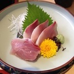 Sakanaryouri Motsunabe Yamasaki - 定食に付いてた刺身