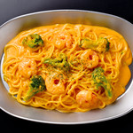 Rich shrimp and broccoli cream