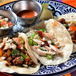 Mexican Comedor gurico - タコス