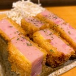 厚切りハムカツ