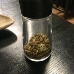 うなぎ赤垣 - 肝焼き用山椒