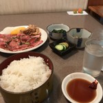 Unagi Sumibi Yakiniku Miyakawa - 料理
