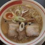 麺屋 松 - 十分こってりな「あっさりラーメン」