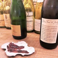 ボニュ - 見島牛のビーフジャーキー、シャンパン、白ワイン