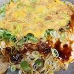 Okonomiyaki Hirano - ４　納豆を乗せて出来上がり！