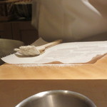 にい留 - 刷毛…！