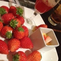 ロビーラウンジ 「マーブルラウンジ」 ヒルトン東京 - ストロベリーフェア
