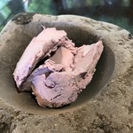 空の庭 自然レストラン - すみれの花のアイス