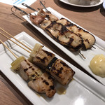 ハコダテ 海峡の風 - マグロのネギマとイカの炙り串（夕食バイキング）