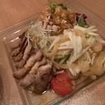 Chuuka Kicchin Gura - 前菜の盛り合わせ
