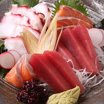 鉄鍋餃子  炭火焼鳥 もつ鍋  九州酒場  丸九 - 