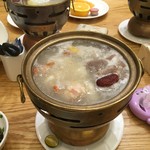 第六季自助餐厅 - 吹きこぼれない鍋