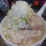 らうめん　さぶ郎 - 塩豚二枚780円(税込)極太麺変更.麺硬め.野菜多め.玉葱有り.ニンニク無し。