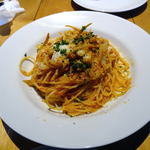 タケル クインディチ - パンチェッタとゴボウのトマトソース